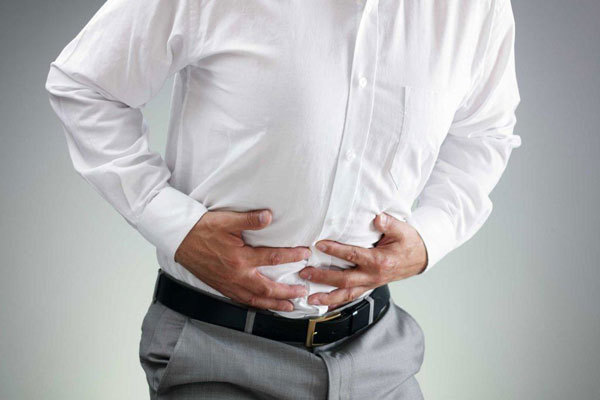 Đau bụng, đi ngoài sau uống rượu cảnh báo điều gì?