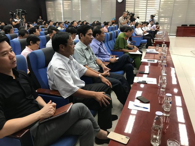 Da Nang bans plastic bottles at official meetings