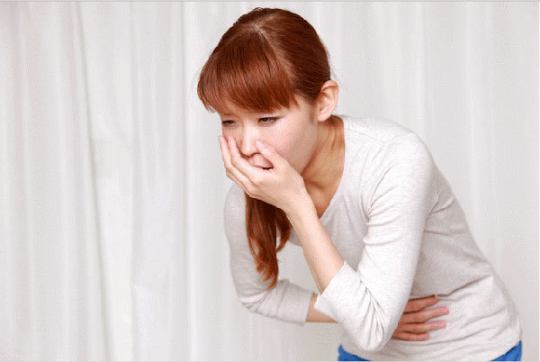 Đầy bụng khó tiêu - dấu hiệu cảnh báo viêm đại tràng