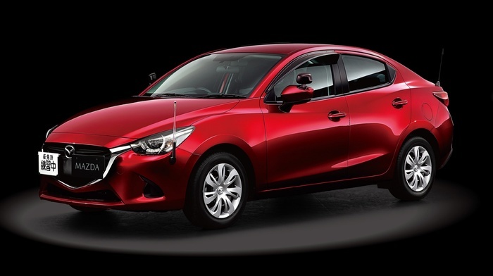 Mazda ra mắt xe dành riêng cho người mới học lái