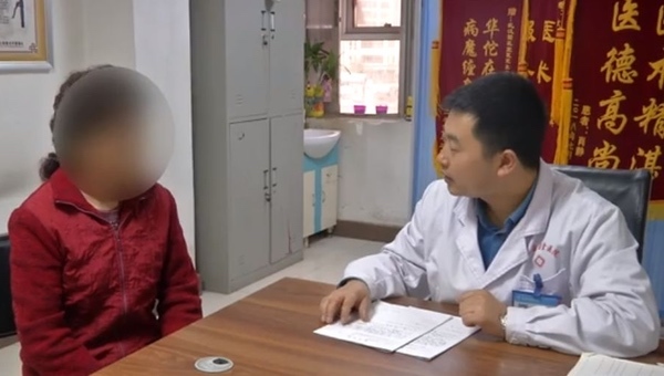 Dùng thực phẩm chức năng để chữa trĩ, người phụ nữ lại bị ung thư