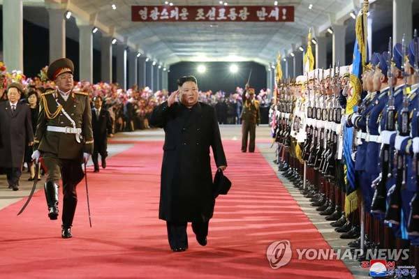 Kim Jong Un hoàn tất chuyến đi 'làm nên kỳ tích bất hủ'