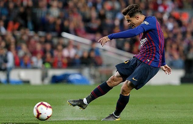Messi hóa người hùng, Barca vô địch La Liga trước 3 vòng