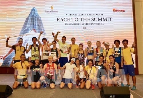 HCM City: over 700 runners conquer 81-storey skyscraper