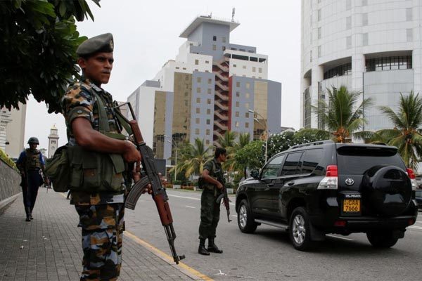 Sri Lanka báo động nguy cơ đánh bom tự sát hàng loạt chùa