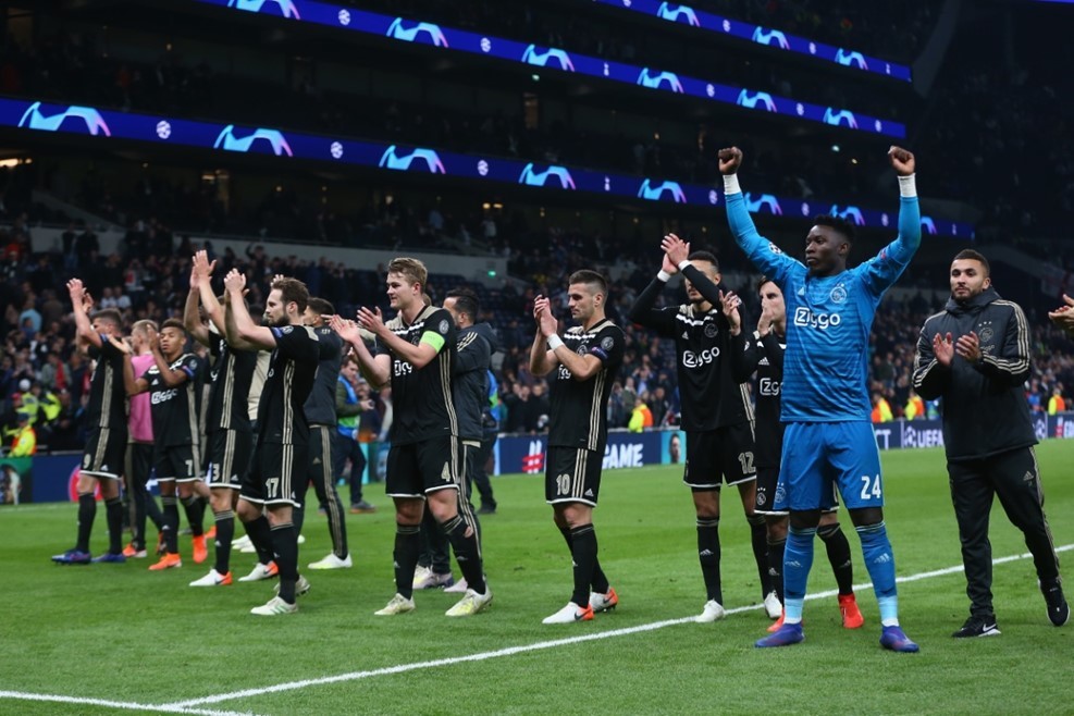Hạ Tottenham, Ajax rộng cửa vào chung kết Champions League