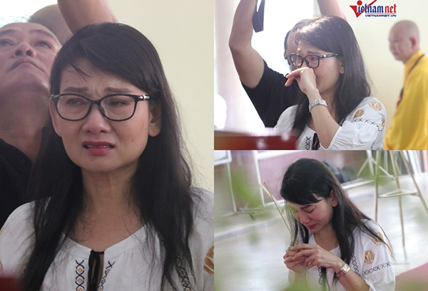 Ốc Thanh Vân, Mỹ Uyên nức nở khi viếng nghệ sĩ Lê Bình