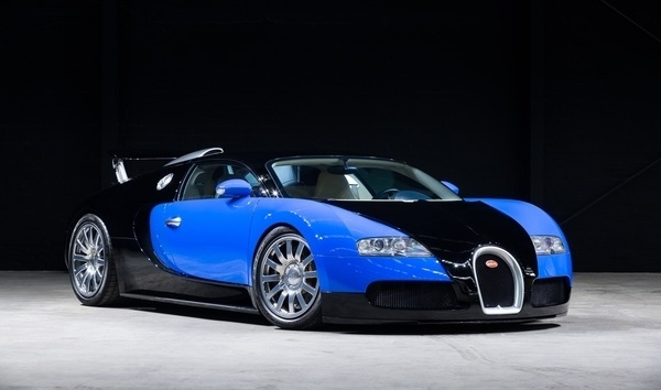 Ngắm xe Bugatti Veyron chịu phí trước bạ gần 8 tỷ đắt nhất Việt Nam