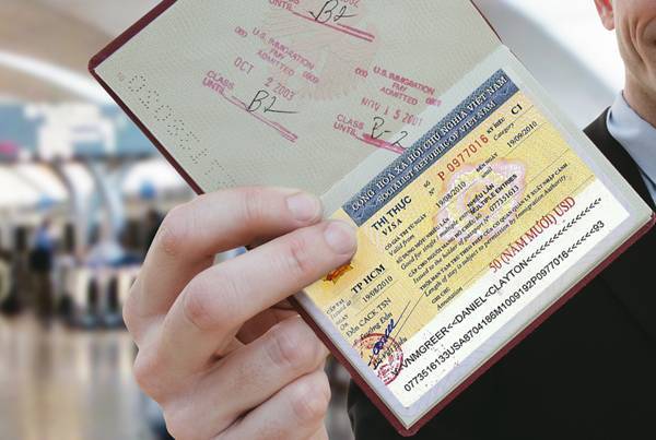 Các nước miễn visa, tại sao Việt Nam không miễn cho chúng tôi?