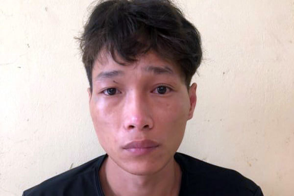 Hà Nội: Siêu trộm chuyên rình nhấc đồ trong ô tô