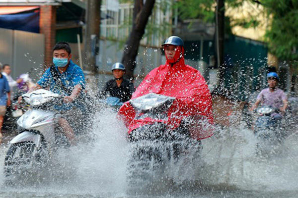 Dự báo thời tiết 3/5: Hà Nội mưa dông ngày Quốc tang