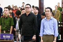 Thao túng giá chứng khoán chiếm đoạt gần 500 tỷ đồng