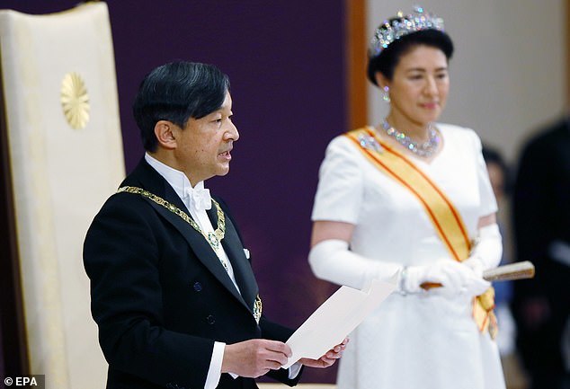 Cuộc sống làm dâu áp lực trăm bề của Hoàng hậu Nhật Bản
