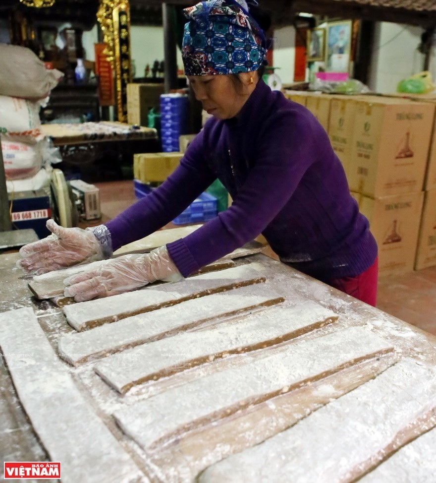 Sweet sticky rice flour cake