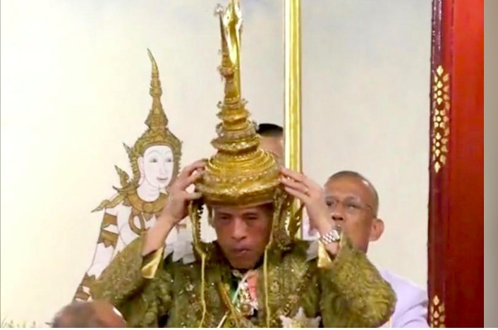 Xem nghi lễ nổi bật nhất của lễ đăng cơ lịch sử ở Thái Lan