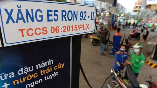 Lỗ hổng thuế, doanh nghiệp xăng dầu hưởng lợi gần 5 nghìn tỷ