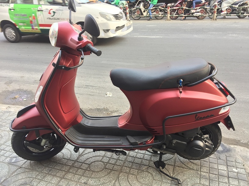 Có 40 triệu,nên mua Vespa cũ hay Honda Lead