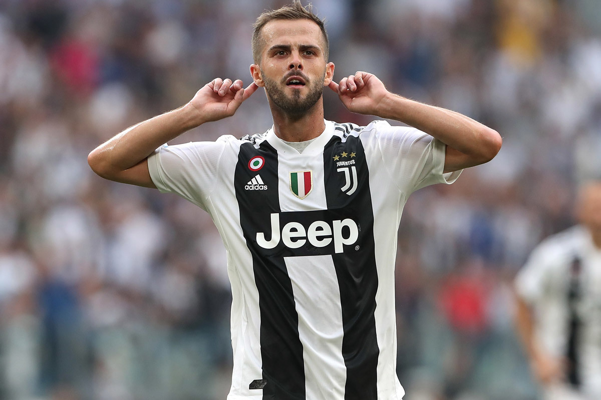 MU đàm phán Dybala, Real tung chiêu lấy Pjanic