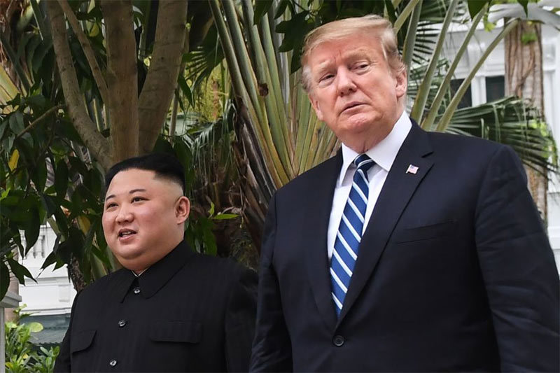 Dọa tăng thuế hàng TQ, ông Trump tự hại mình?