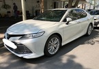 Toyota Camry Thái chạy nửa tháng, vẫn hét giá 1,5 tỷ