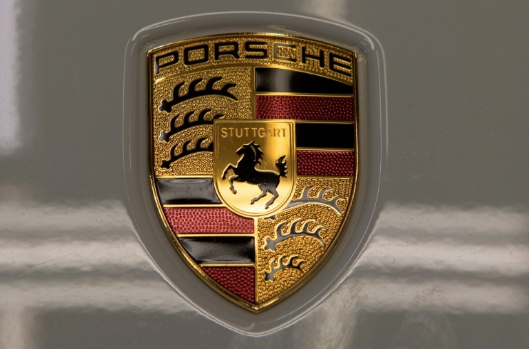 Hãng xe Porsche bị phạt 535 triệu Euro vì gian lận khí thải