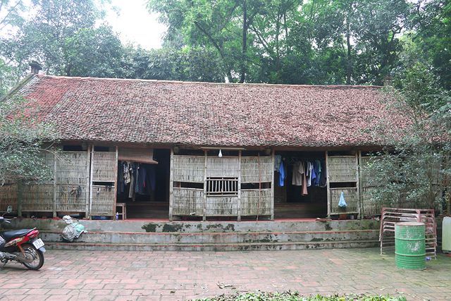 Ngôi nhà hơn 200 tuổi đặc trưng Bắc Bộ hiếm có ở Hà Nội