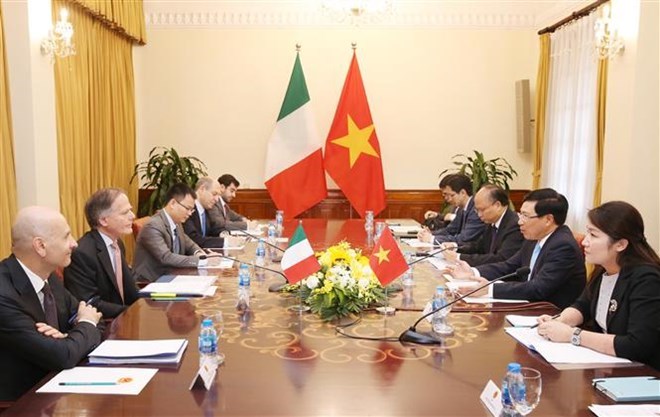 Top legislator hails growing Vietnam-Italy strategic partnership