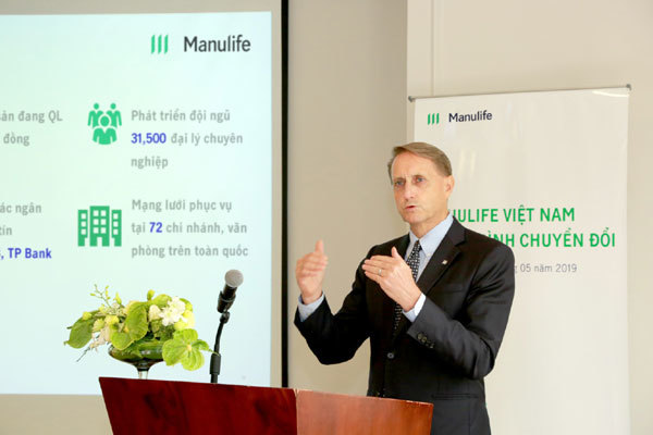 Manulife tập trung số hóa, đặt khách hàng làm trọng tâm