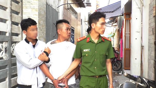 Đà Nẵng: Đánh sập đường dây cá độ triệu USD có súng, lựu đạn