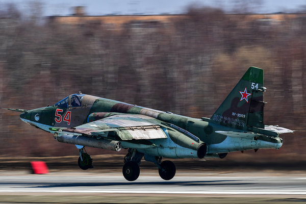 Nga tích hợp trí tuệ nhân tạo vào cường kích Su-25