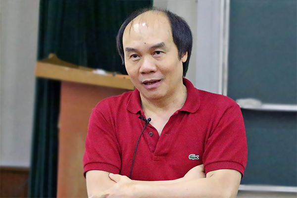 Môn Toán phải giúp học sinh “thông minh hơn, kiếm tiền và tồn tại được”