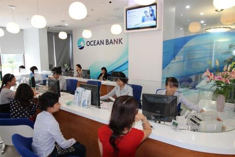 Foreign investors eye Vietnam’s weak banks