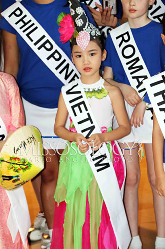 Vietnamese kid wins Little Miss Universe 2019 crown