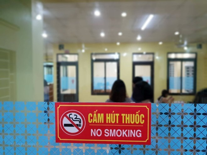 Vietnam sees just 2 percent decrease in smokers after 6 years