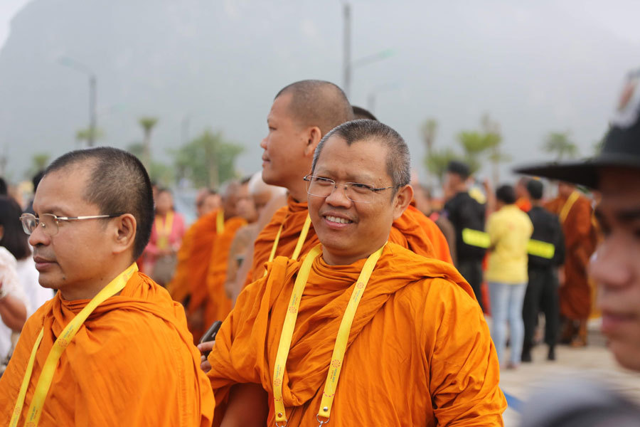 Tăng ni, phật tử khắp nơi đổ về Tam Chúc dự đại lễ Vesak 2019
