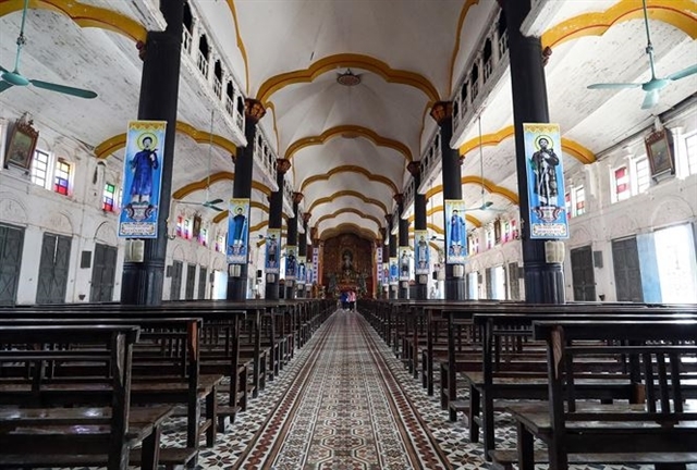 Plans postponed to pull down Bui Chu old church