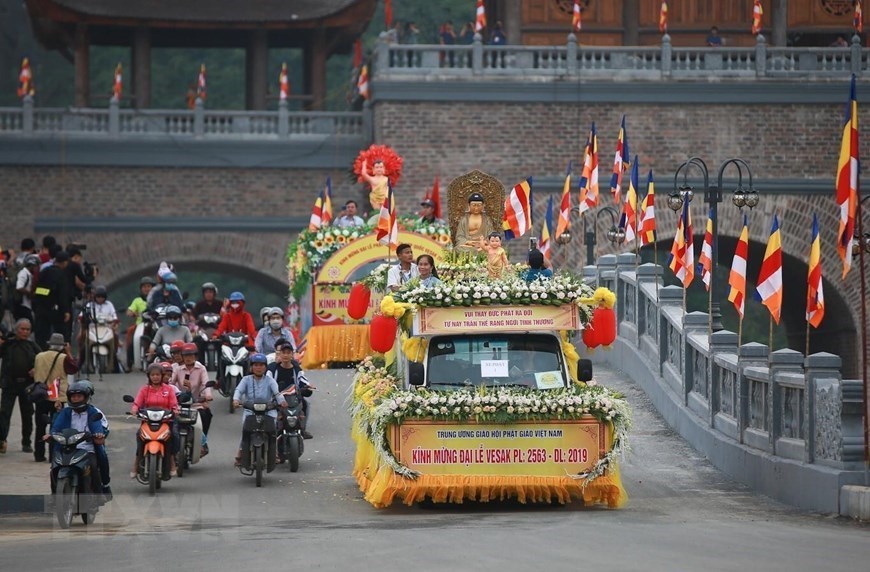 UN Day of Vesak: Motorcade parade