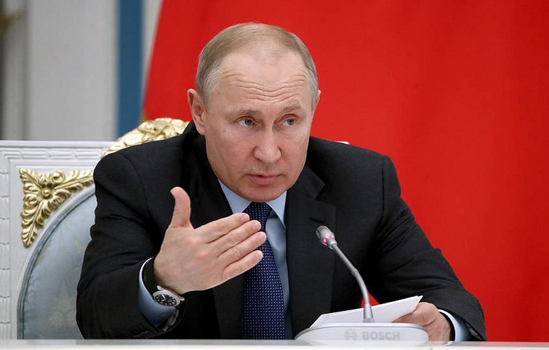Putin tổ chức một loạt cuộc họp về vũ khí