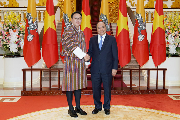 Thủ tướng tiếp Chủ tịch Thượng viện Bhutan