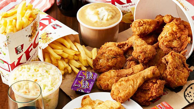 Nam thanh niên ăn KFC 'chùa' suốt một năm