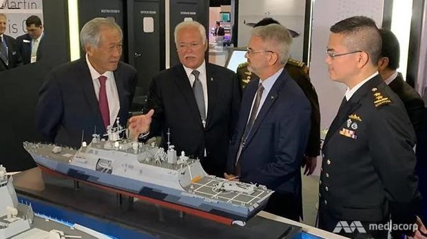 Vietnam attends maritime defence exhibition 2019