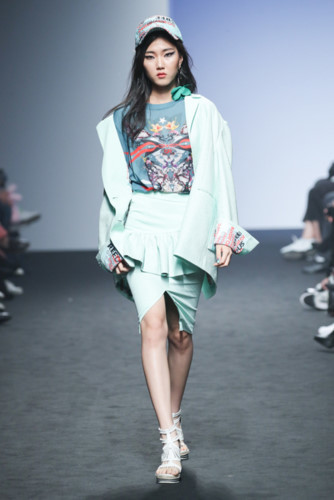 Korean designer Younhee Park to debut collection in Ha Long Bay
