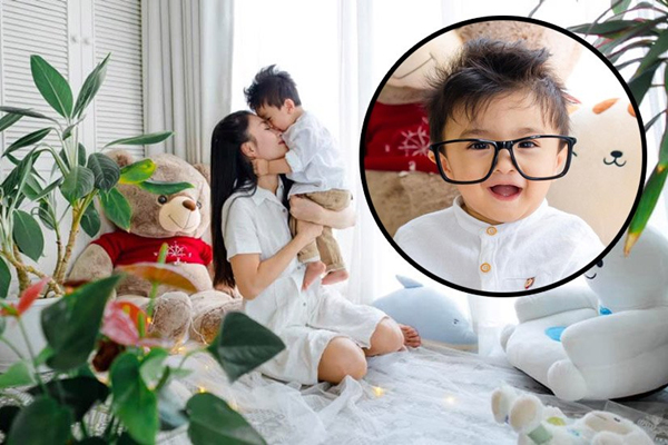 Nguyệt Ánh 'Dốc tình' khoe con trai giống chồng Ấn Độ