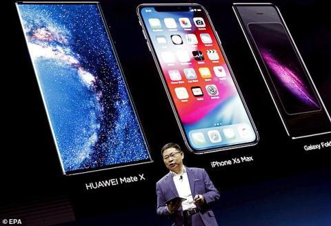Mỹ cấm Huawei: Boeing, Apple... lĩnh đòn