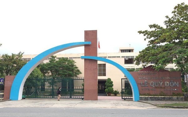 Phụ huynh bất bình vì Đà Nẵng 