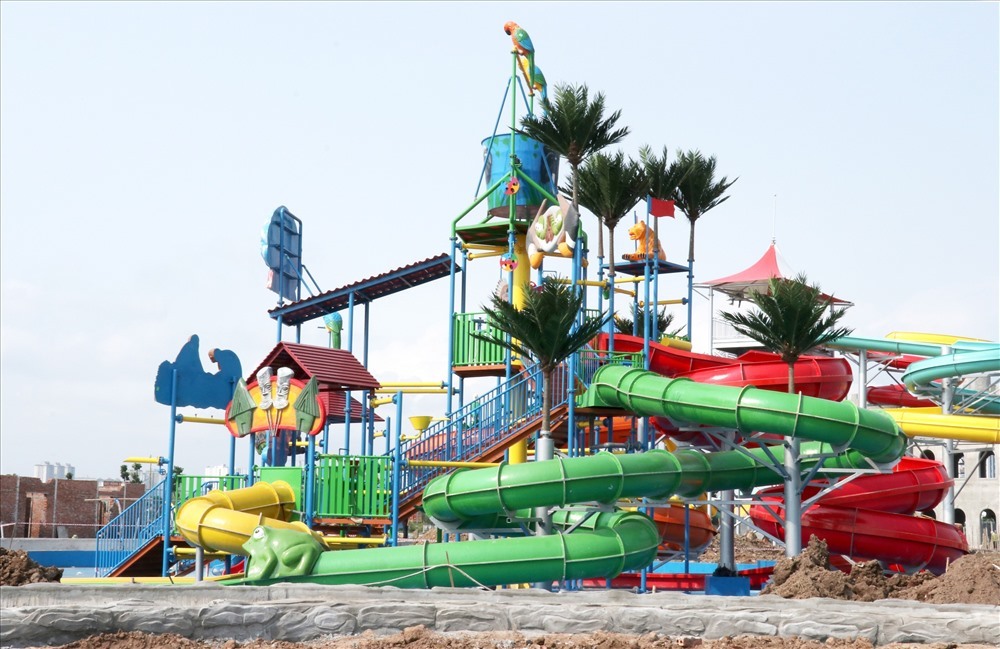 Hanoi’s biggest water park to debut next month