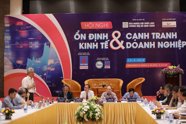 Giải pháp ổn định kinh tế và cạnh tranh doanh nghiệp