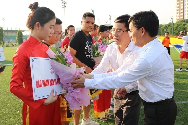 Sôi động lễ khai mạc giải bóng đá Press Cup 2019