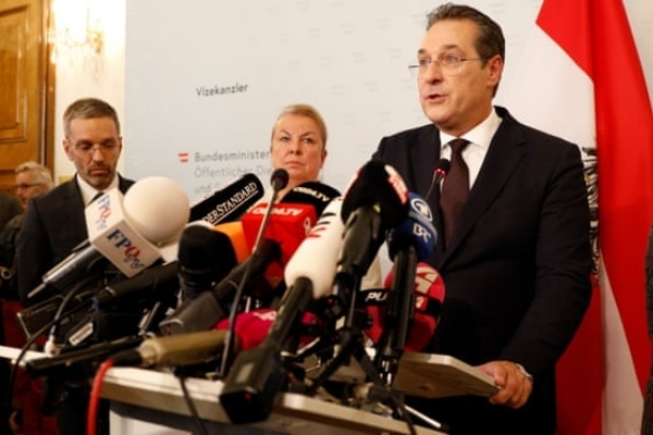 Phó thủ tướng Áo từ chức sau bê bối video quay lén
