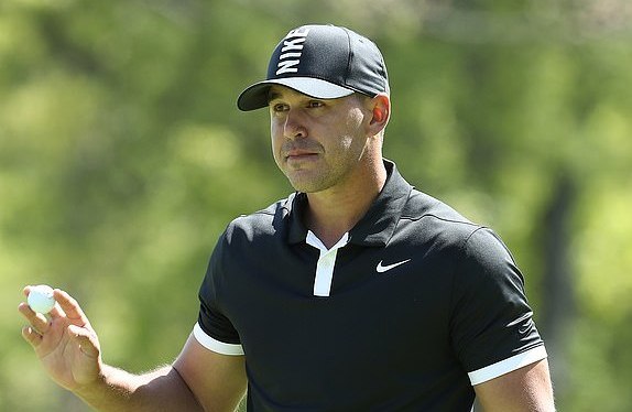 Koepka tiến sát ngôi vô địch PGA Championship 2019